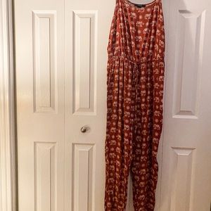 Flattering elephant patterned jumpsuit